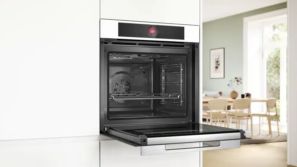 תנור אפיה פירוליטי בילד אין BOSCH בוש HBG7741W1